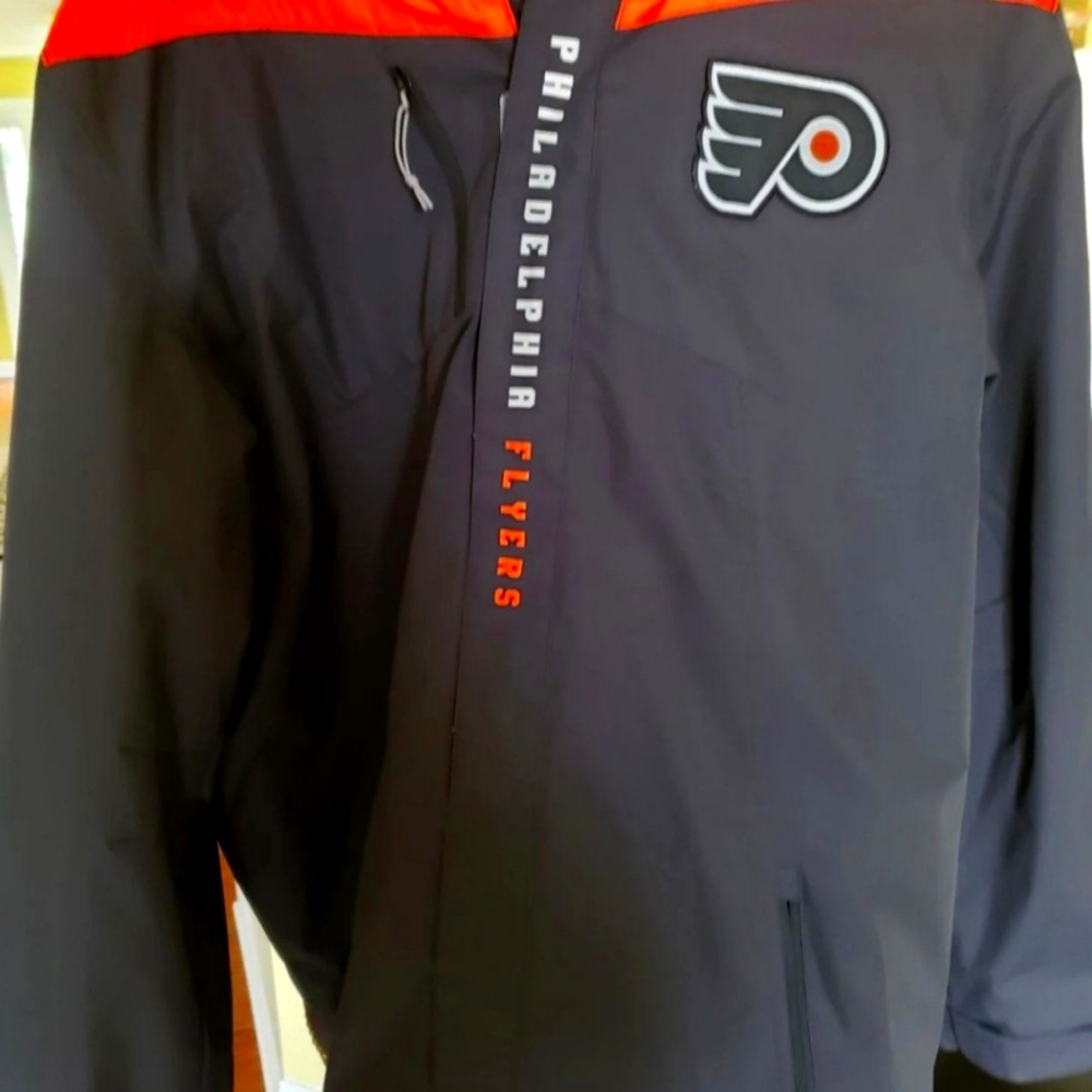 Reebok XL Philadelphia Flyers Coat